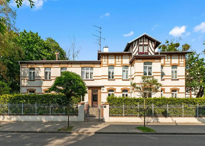Capri - Cozy & Comfortable Near Sopot Beach By Lion Apartments