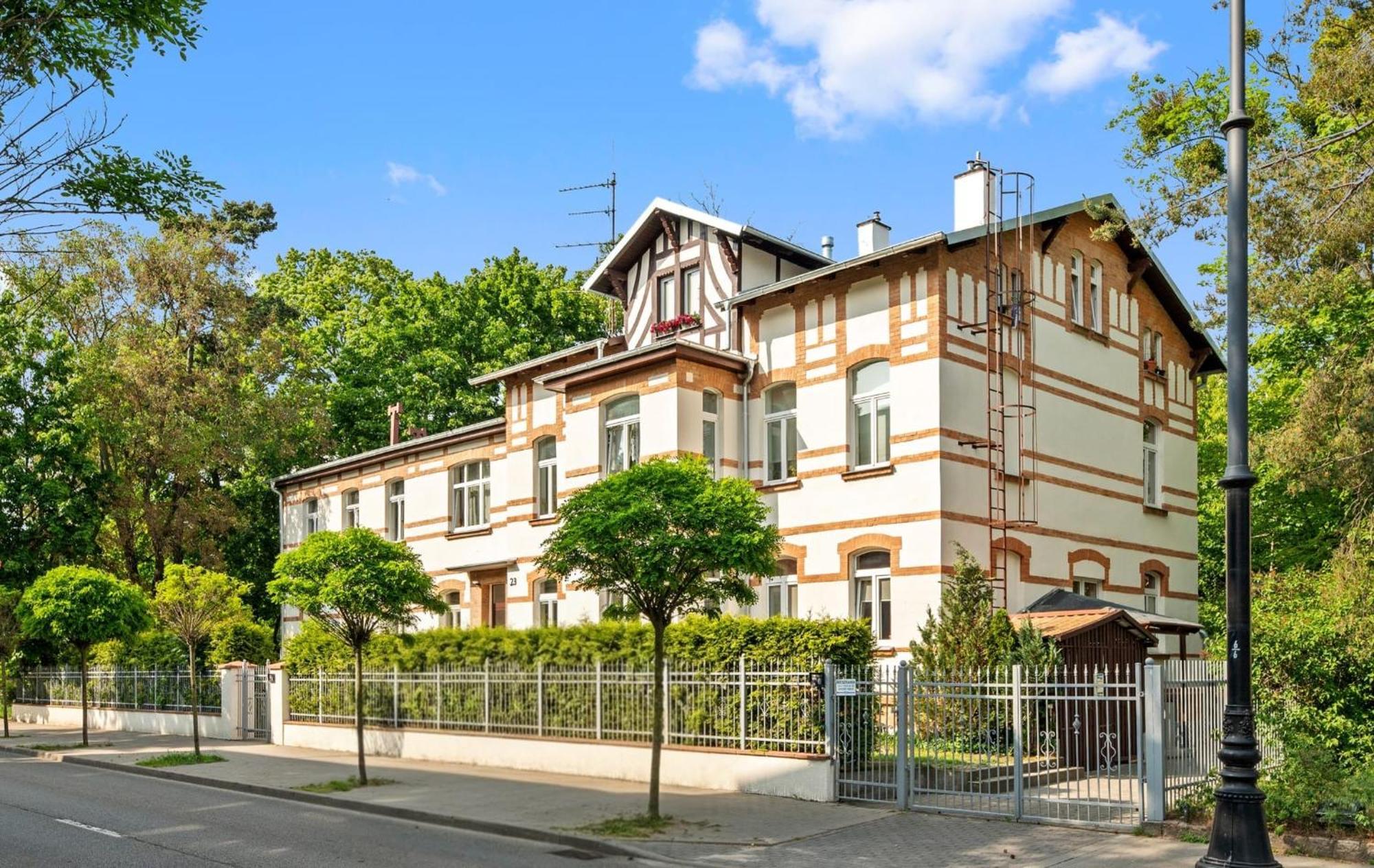 Capri - Cozy & Comfortable Near By Lion Apartment Sopot